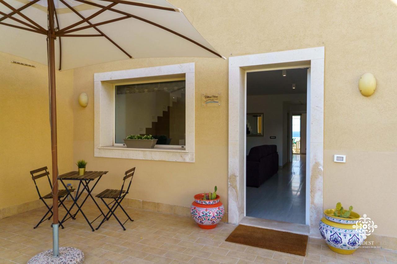 Villa Vittoria - Waterfront House เอากุสตา ภายนอก รูปภาพ
